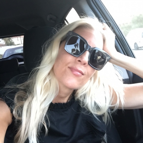 Hi! I’m Heather & Poshmark Ambassador - Picture 3 of 3